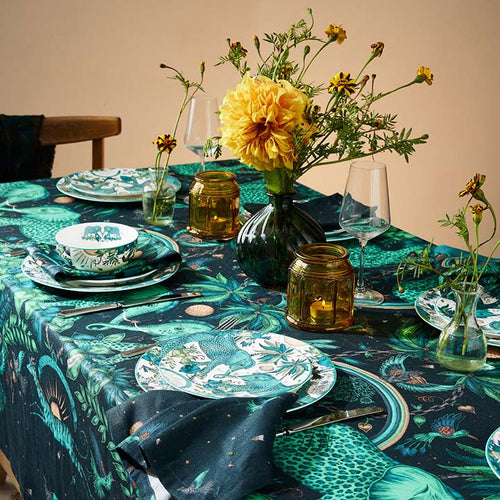 Gift Guide: Gifts for the Host