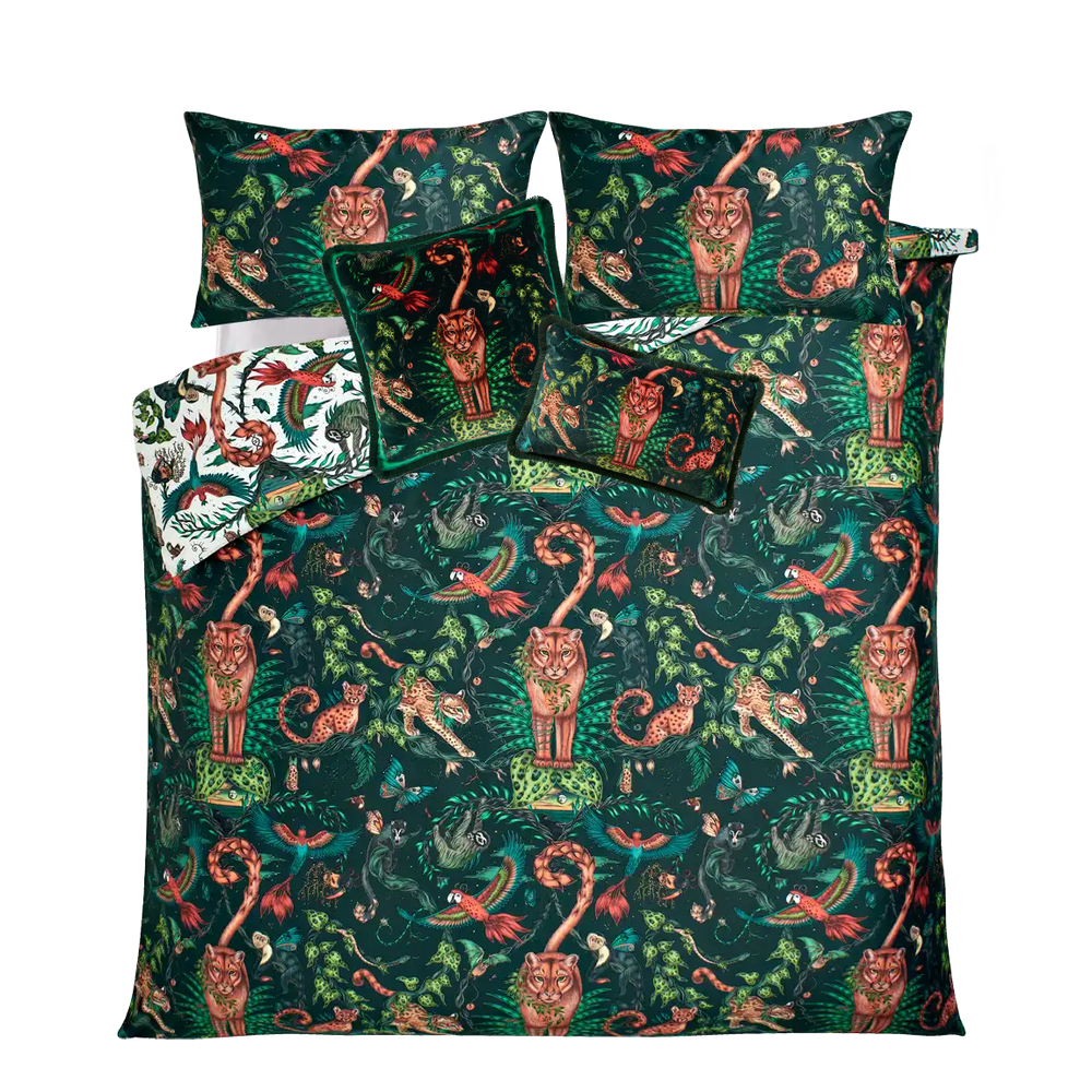 Bosque Dreams Bedding and Velvet Cushion Set