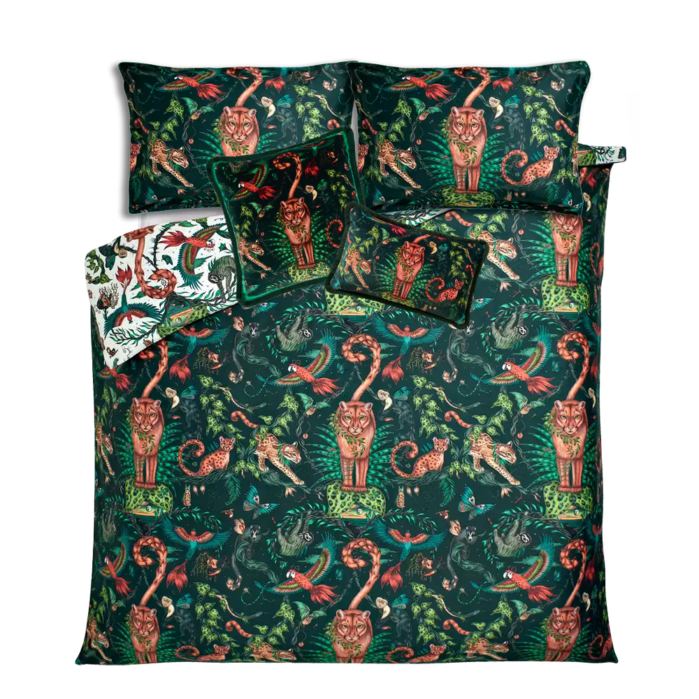 Bosque Dreams Bedding and Velvet Cushion Set