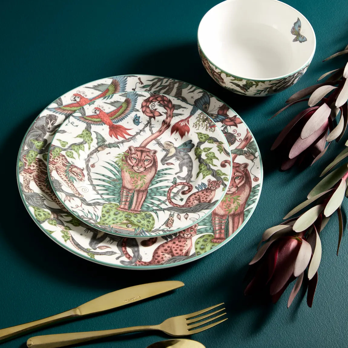 Bosque Dreams 24-piece Dining Set