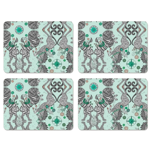 Medium | Large | 4 | Decorative mat with animal pattern on a light blue background