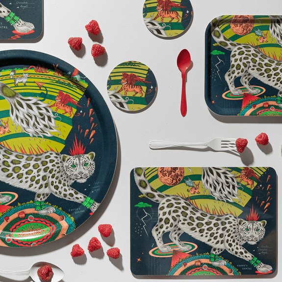Forest | Medium | 1 | The Forest Snow Leopard Tableware collection featuring the Medium Forest Round Tray